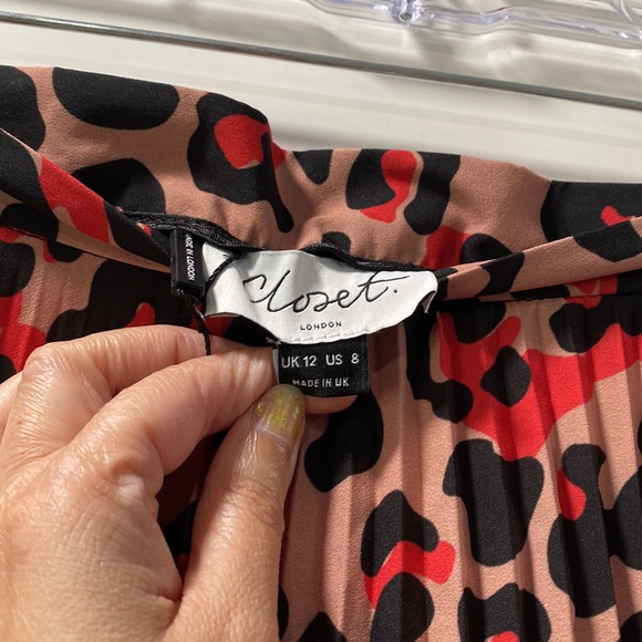 Closet London Red leopard cheetah pleated skirt us8 - Picture 10 of 12